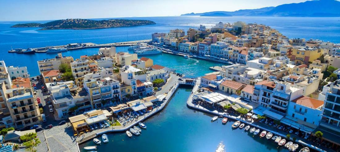 Stunning Seaview Town Apartment アイオス・ニコラオス エクステリア 写真
